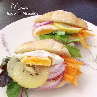 メガ盛り☆ロールパン・サンドイッチ